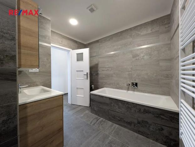 Pronájem bytu 3+kk, Praha - Vršovice, Na louži, 97 m2