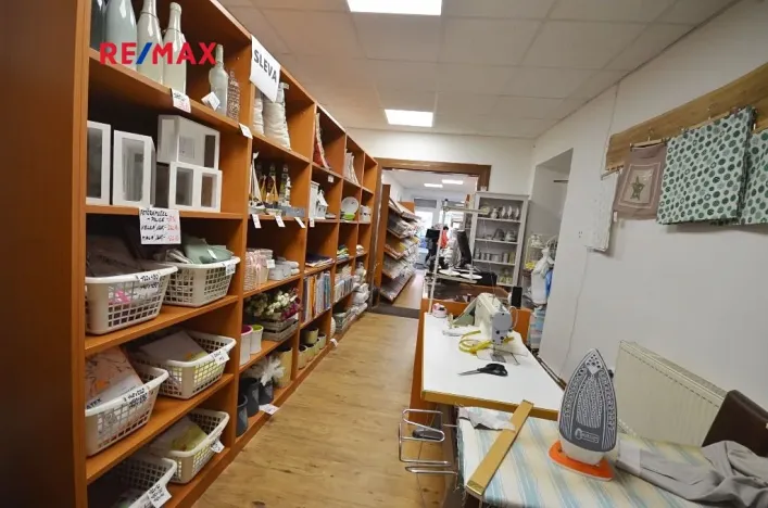 Prodej obchodního prostoru, Slaný, Třebízského, 45 m2