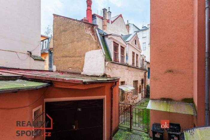 Prodej komerční nemovitosti, Karlovy Vary, Varšavská, 145 m2