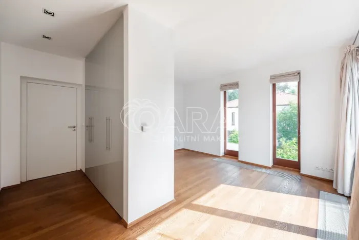 Prodej rodinného domu, Statenice, Zelená, 285 m2