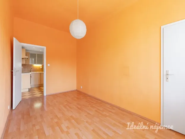 Pronájem bytu 2+kk, Praha - Nusle, Maroldova, 42 m2
