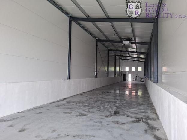 Pronájem skladu, Kostelec nad Labem, Letná, 232 m2