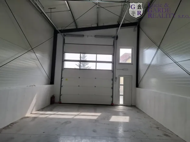 Pronájem skladu, Kostelec nad Labem, Letná, 232 m2
