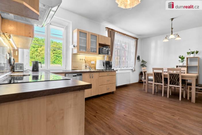 Prodej rodinného domu, Kyselka - Radošov, 210 m2