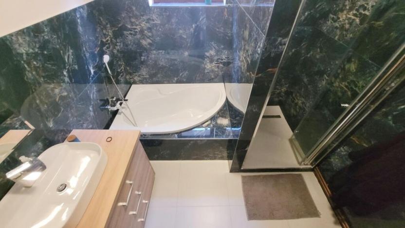 Prodej rodinného domu, Týnec nad Sázavou - Brodce, 187 m2