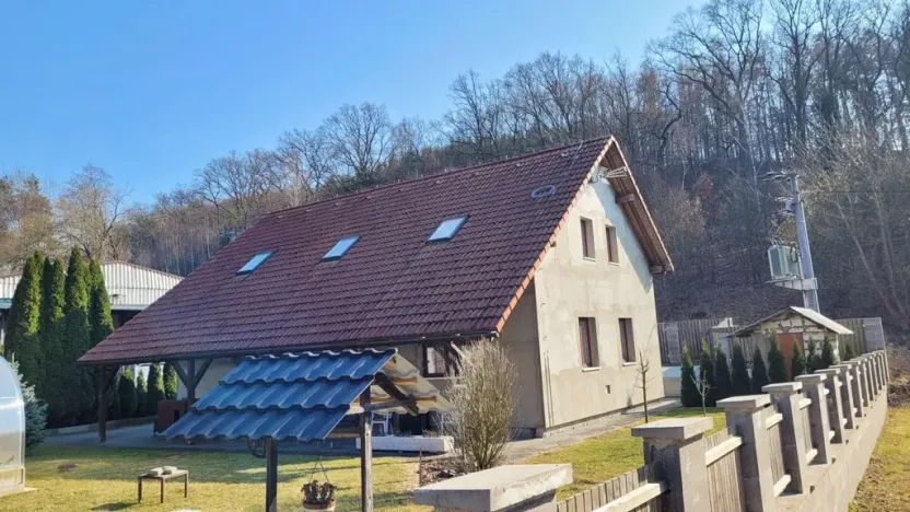 Prodej rodinného domu, Týnec nad Sázavou - Brodce, 187 m2