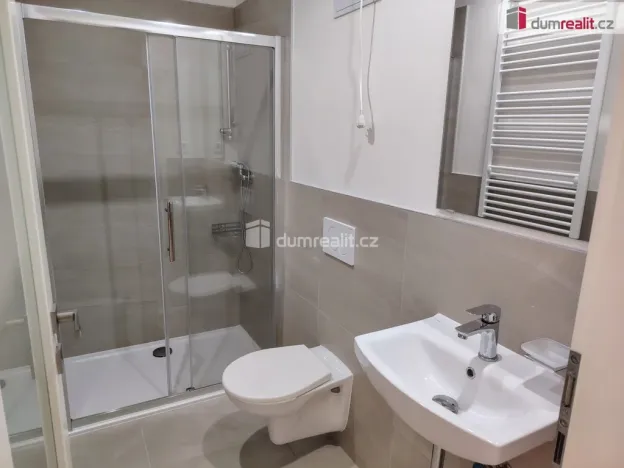 Pronájem bytu 1+kk, Děčín - Děčín III-Staré Město, Zelená, 31 m2