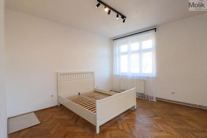 Pronájem bytu 2+1, Chomutov, Křižíkova, 82 m2