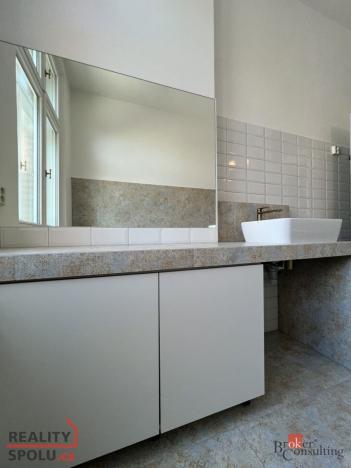 Pronájem bytu 2+1, Ostrava - Moravská Ostrava, Tyršova, 98 m2