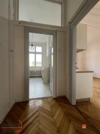 Pronájem bytu 2+1, Ostrava - Moravská Ostrava, Tyršova, 98 m2