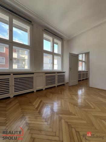 Pronájem bytu 2+1, Ostrava - Moravská Ostrava, Tyršova, 98 m2