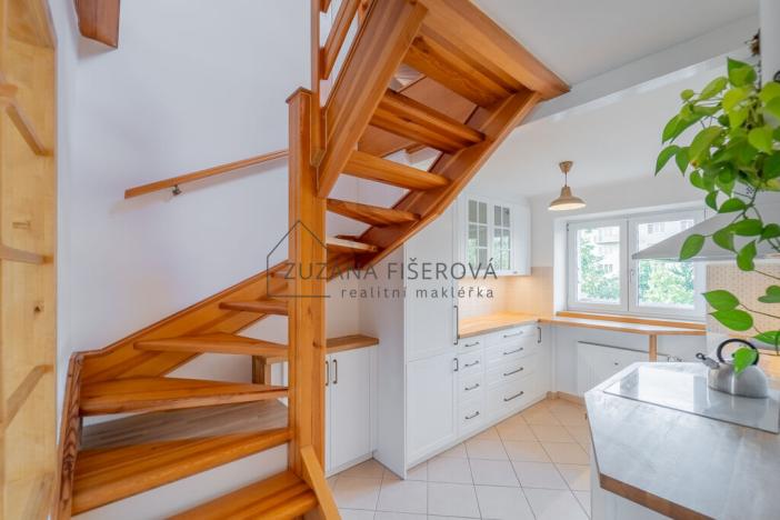 Pronájem bytu 3+1, Praha, Poděbradská, 116 m2