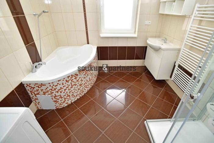 Prodej rodinného domu, Mukařov, Do Podkovy, 428 m2