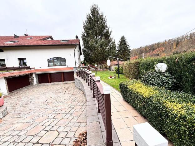 Prodej vily, Český Šternberk, 962 m2