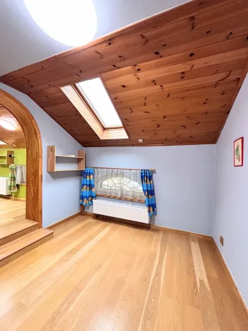 Prodej vily, Český Šternberk, 962 m2