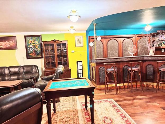 Prodej vily, Český Šternberk, 962 m2