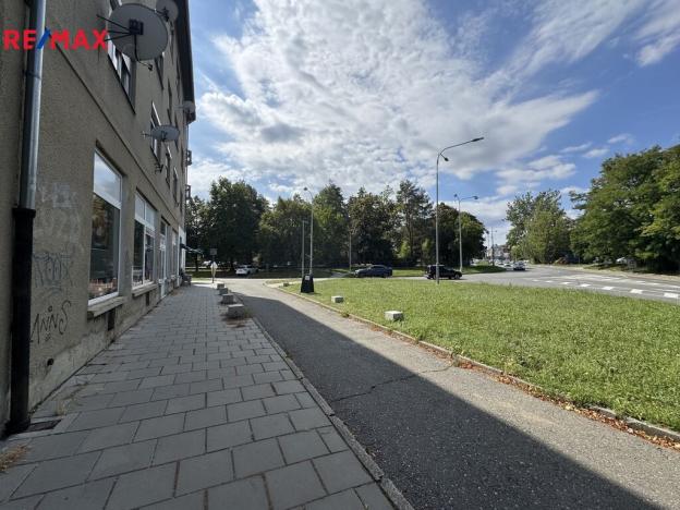 Prodej obchodního prostoru, Olomouc, Tomkova, 148 m2