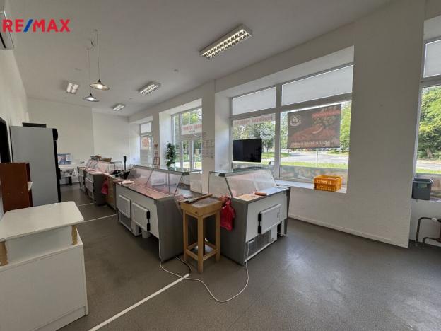 Prodej obchodního prostoru, Olomouc, Tomkova, 148 m2