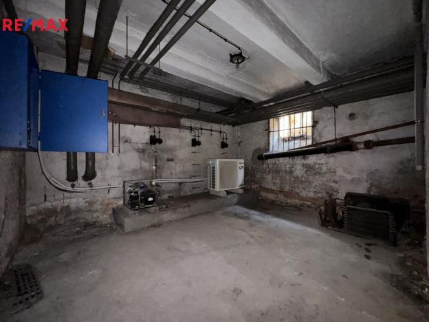 Prodej obchodního prostoru, Olomouc, Tomkova, 148 m2