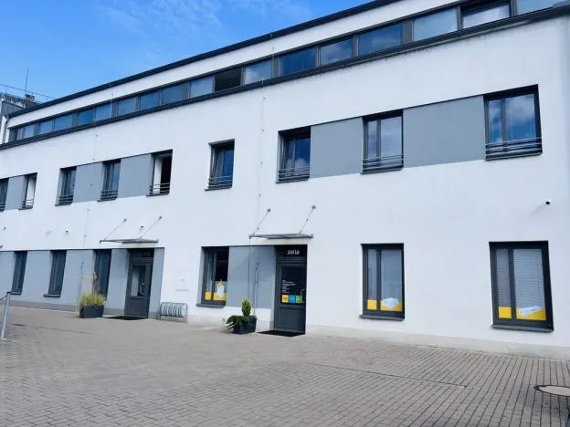 Pronájem obchodního prostoru, Pardubice, Bratranců Veverkových, 77 m2