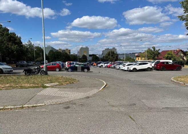 Pronájem bytu 2+kk, Praha, Hněvkovského, 45 m2