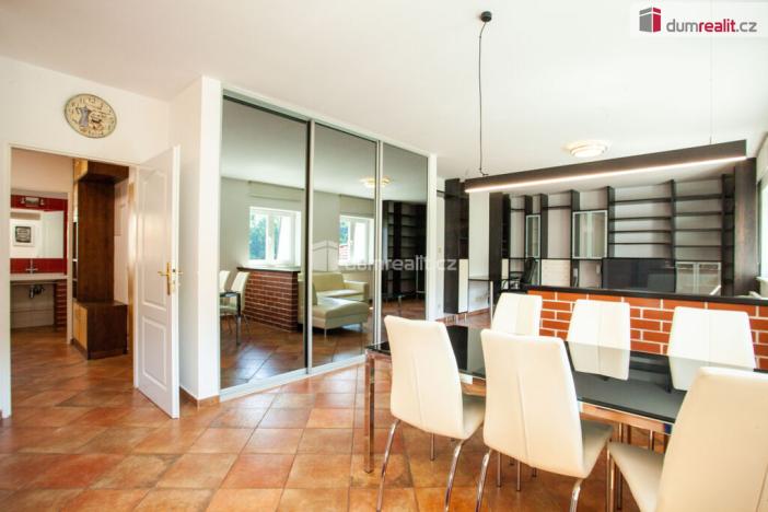 Prodej bytu 2+kk, Hluboká nad Vltavou, Třeboňská, 77 m2