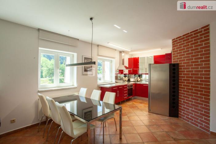 Prodej bytu 2+kk, Hluboká nad Vltavou, Třeboňská, 77 m2