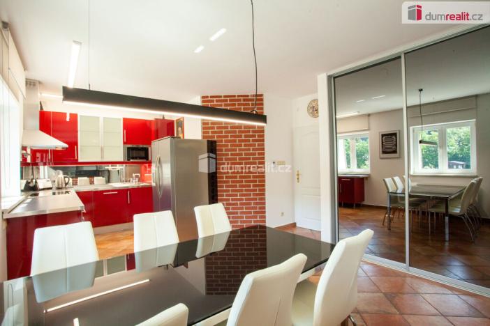 Prodej bytu 2+kk, Hluboká nad Vltavou, Třeboňská, 77 m2