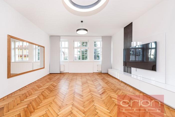 Pronájem bytu 3+1, Praha - Dejvice, Na viničních horách, 140 m2