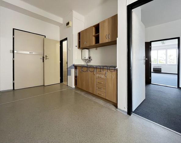 Pronájem kanceláře, Praha, Drahobejlova, 60 m2