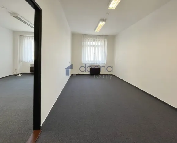 Pronájem kanceláře, Praha, Drahobejlova, 60 m2