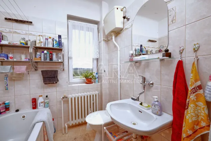 Prodej rodinného domu, Kosoř, Dolejší, 250 m2