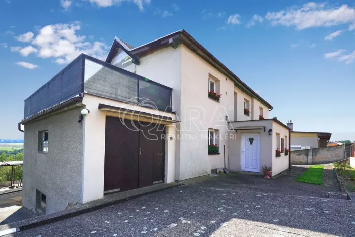 Prodej rodinného domu, Kosoř, Dolejší, 250 m2