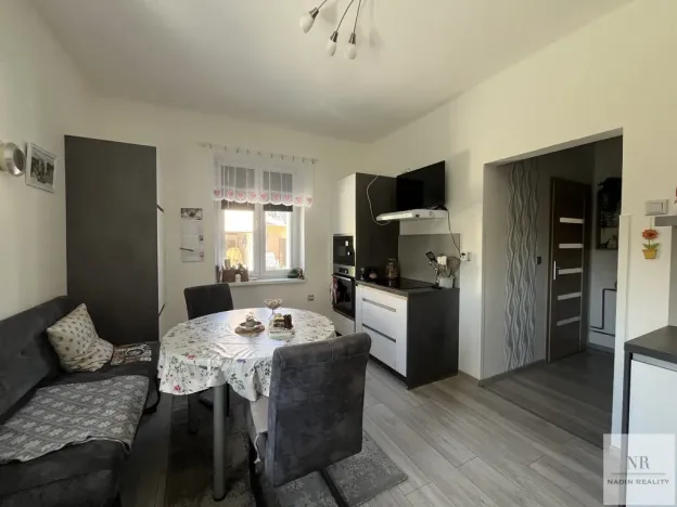 Prodej vícegeneračního domu, Karlovy Vary, Fr. Halase, 226 m2