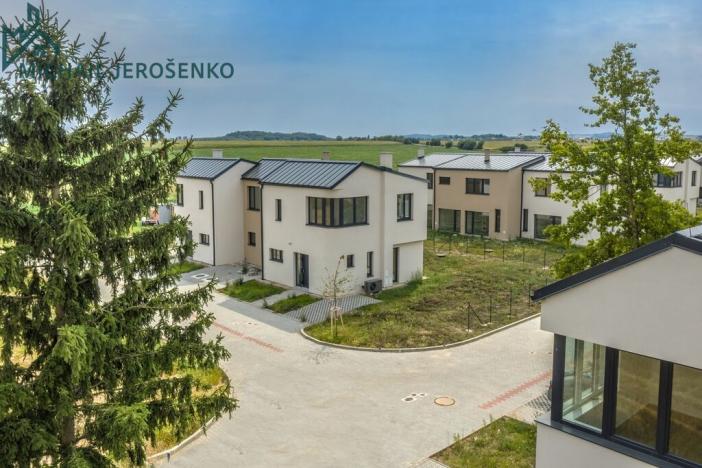 Prodej rodinného domu, Horoušany, 102 m2