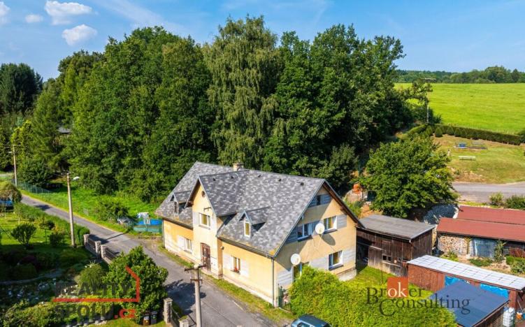 Prodej rodinného domu, Liberec - Liberec XXXIII-Machnín, K Bedřichovce, 222 m2