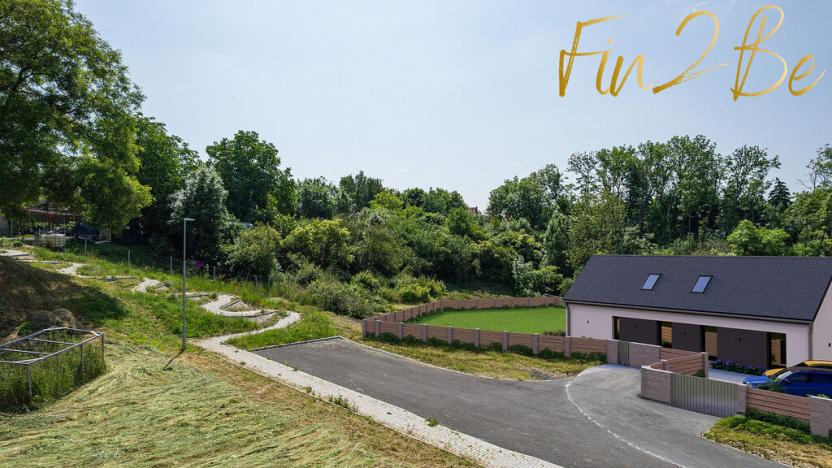 Prodej pozemku, Martiněves, 1360 m2