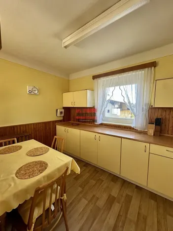 Prodej rodinného domu, Planá nad Lužnicí, Okrouhlická, 180 m2