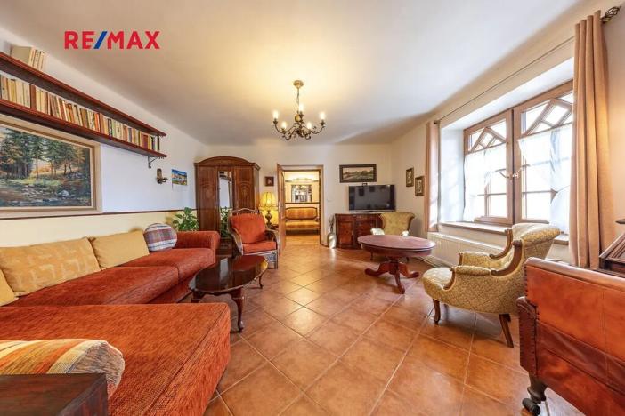 Prodej rodinného domu, Nový Knín, 350 m2