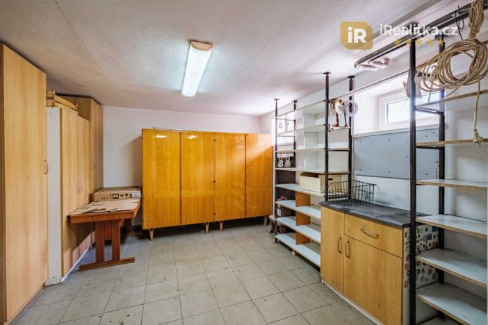 Prodej rodinného domu, Lučice, 225 m2