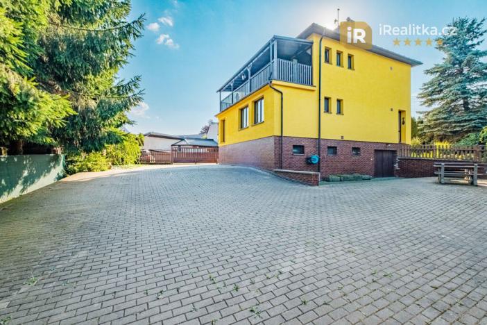 Prodej rodinného domu, Lučice, 225 m2