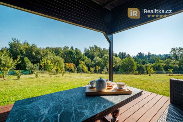 Prodej rodinného domu, Lučice, 225 m2