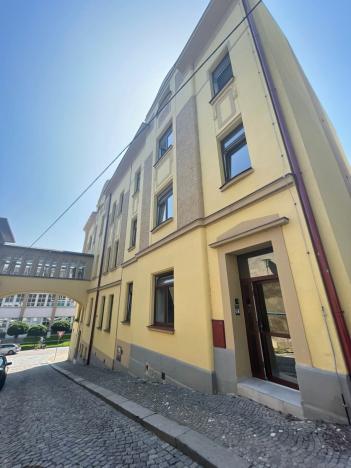 Prodej bytu 2+1, Náchod, Na Letné, 67 m2