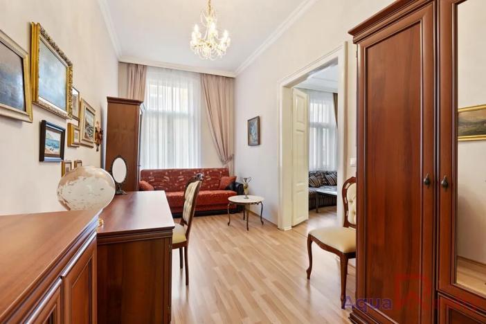 Prodej bytu 3+1, Karlovy Vary, K. Čapka, 88 m2