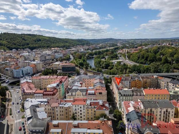 Prodej bytu 3+1, Karlovy Vary, K. Čapka, 88 m2