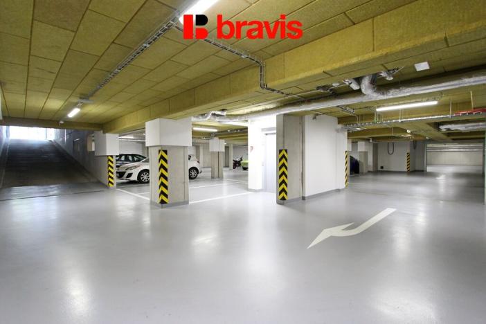 Pronájem garáže, Brno - Židenice, Táborská, 13 m2