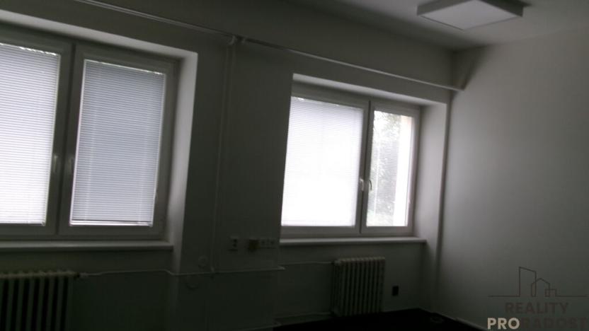 Pronájem kanceláře, Brno - Brněnské Ivanovice, 39 m2
