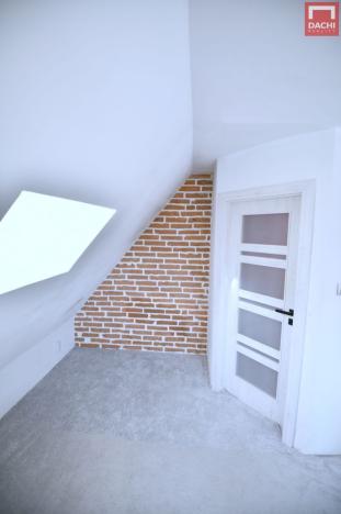 Prodej bytu 2+kk, Olomouc, Dolní náměstí, 61 m2