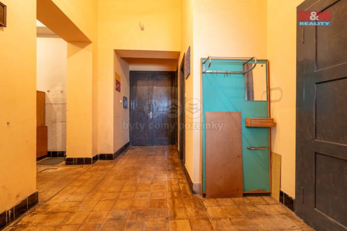 Prodej rodinného domu, Křinec, 630 m2