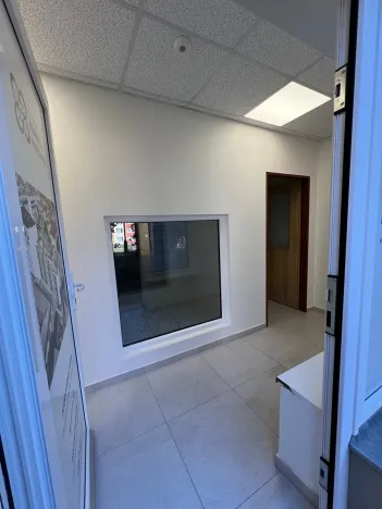 Pronájem kanceláře, Karlovy Vary, Spálená, 92 m2